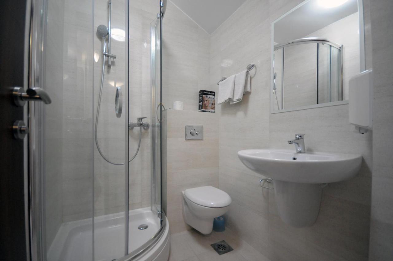 Apartments Anita Будва Екстериор снимка