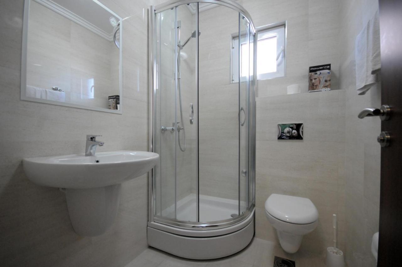 Apartments Anita Будва Екстериор снимка