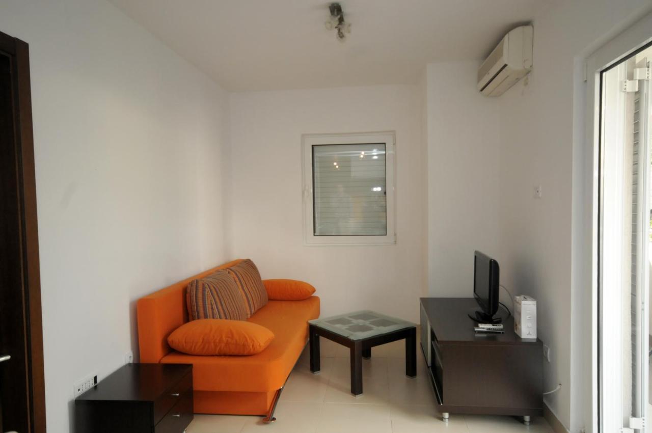 Apartments Anita Будва Стая снимка